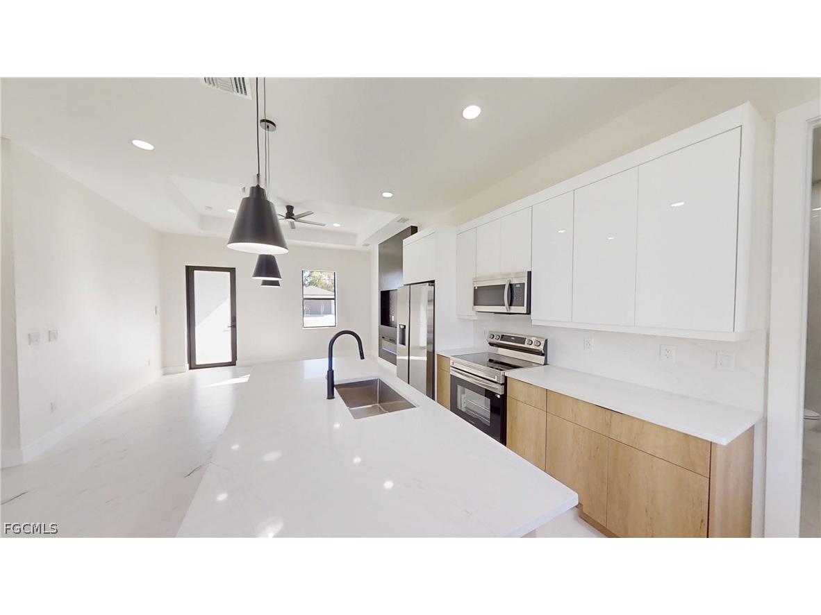 209 Irving Avenue N Lehigh Acres FL 33971 2026010658 image7