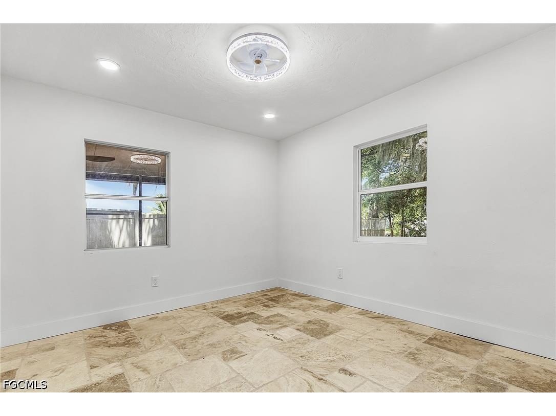 209 Kingston Drive Fort Myers FL 33905 2026027546 image18