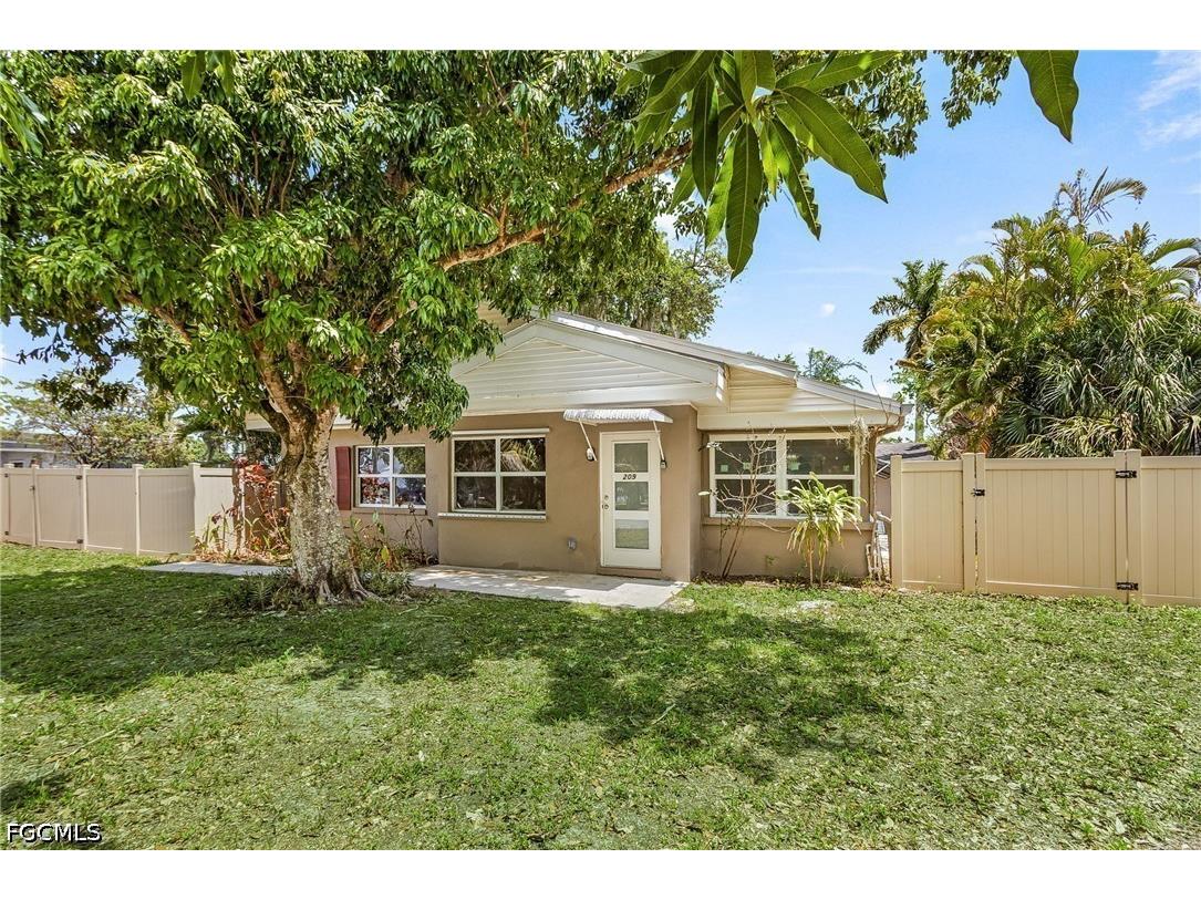 209 Kingston Drive Fort Myers FL 33905 2026027546 image37