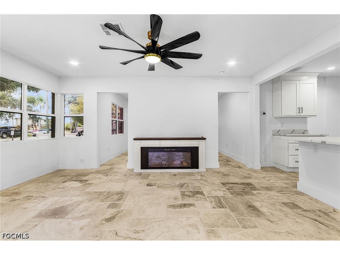 209 Kingston Drive Fort Myers FL 33905 2026027546 image8