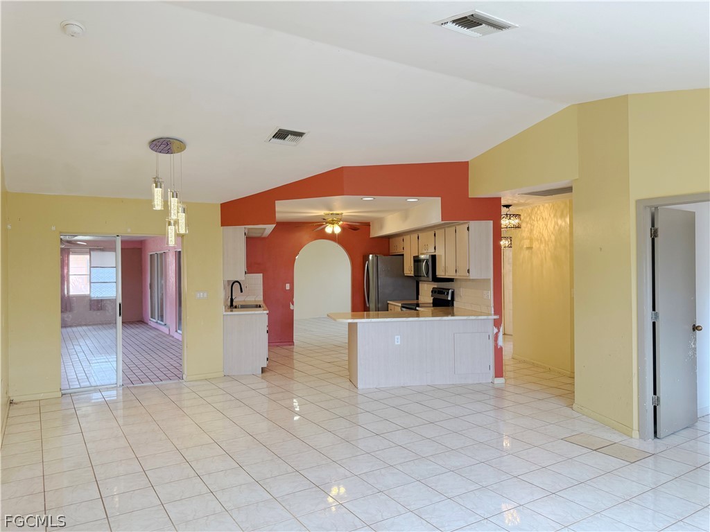 209 Mcarthur Avenue Lehigh Acres FL 33936 2026013771 image4