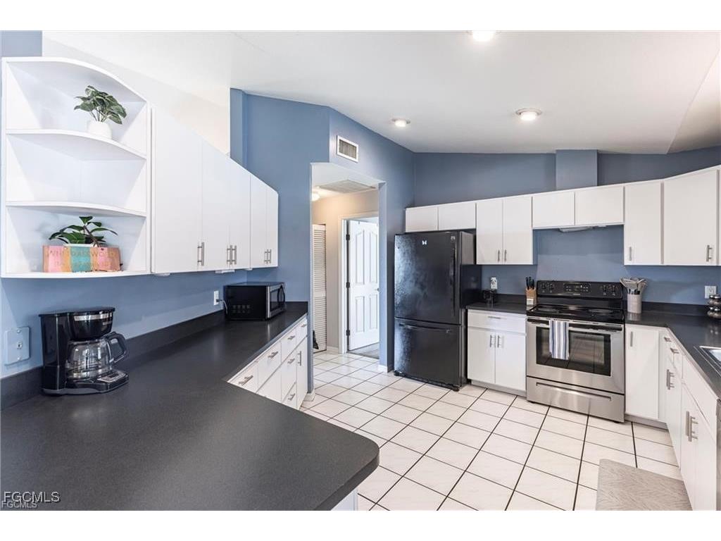 209 NW 20th Avenue Cape Coral FL 33993 2025022887 image9