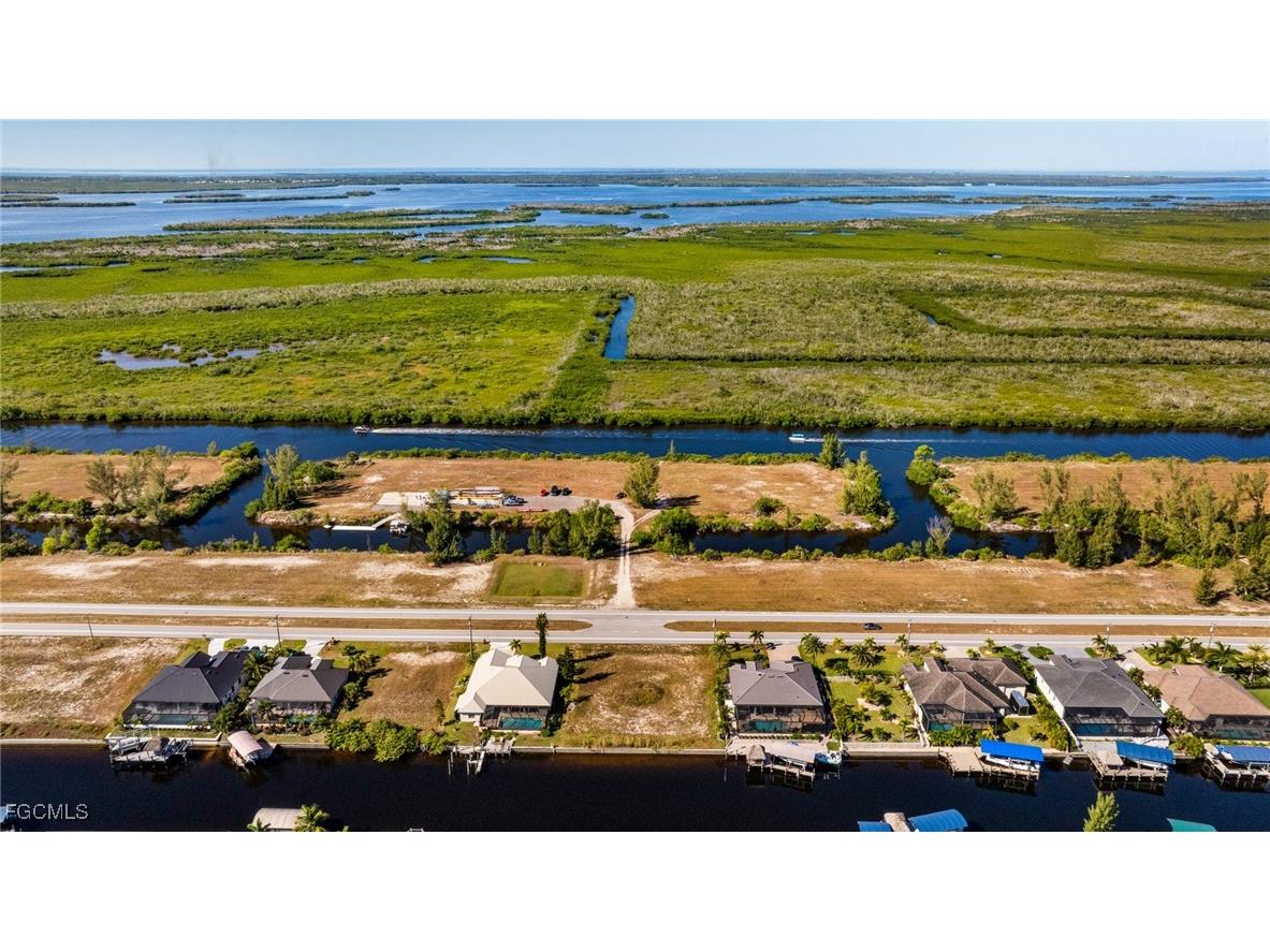 209 Old Burnt Store Road N Cape Coral FL 33993 2025019899 image15