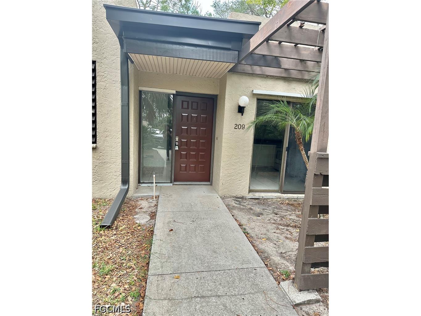 209 Pinebrook Drive Fort Myers FL 33907 2026013224 image7