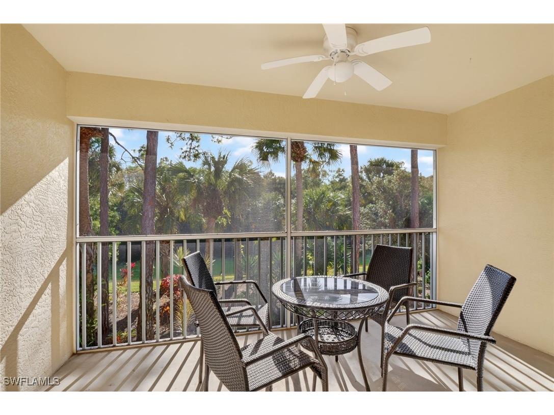 209 Robin Hood Circle #201 Naples FL 34104 225083859 image11