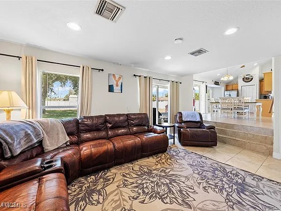 209 SE 3rd Terrace Cape Coral FL 33990 2025003419 image14