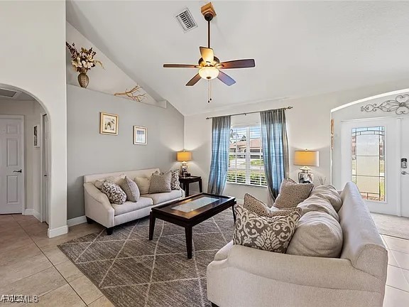 209 SE 3rd Terrace Cape Coral FL 33990 2025003419 image16