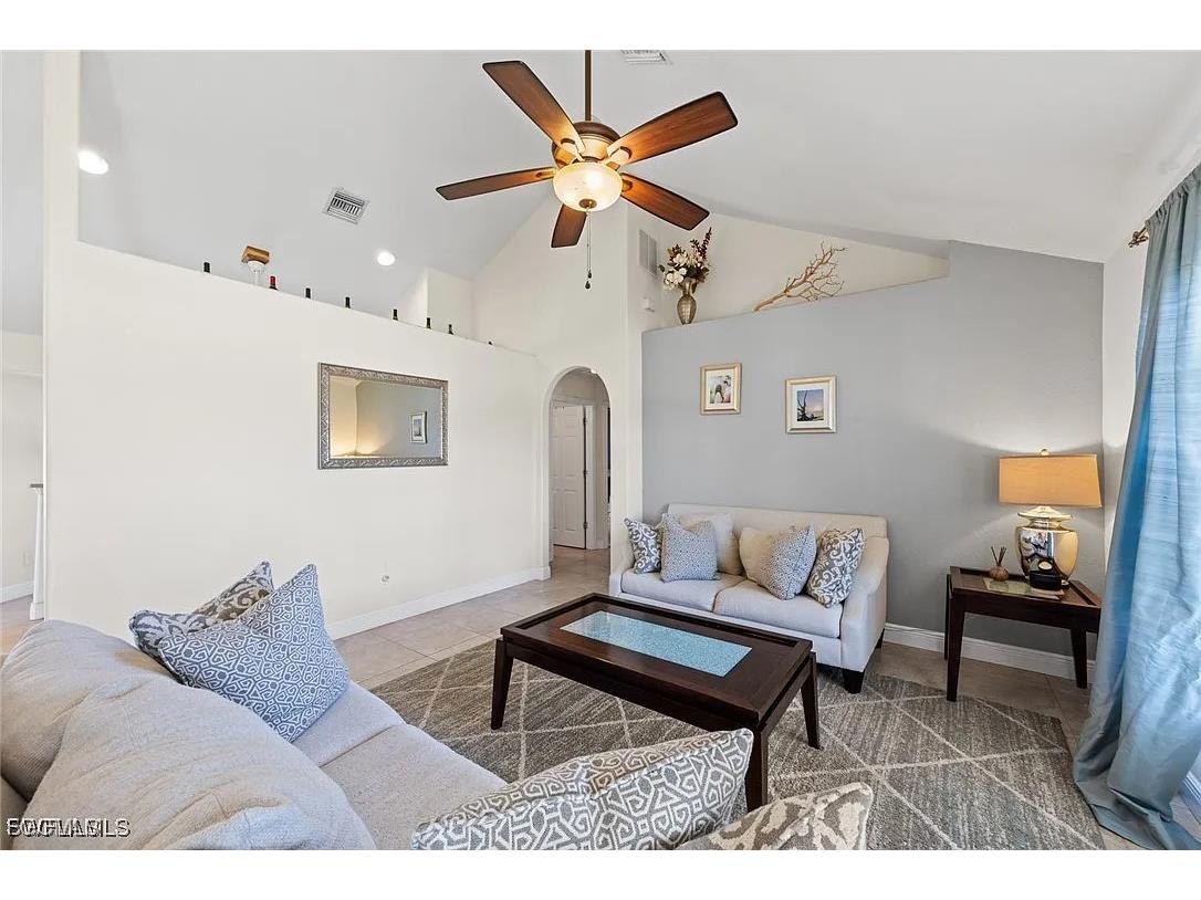 209 SE 3rd Terrace Cape Coral FL 33990 2025003419 image18