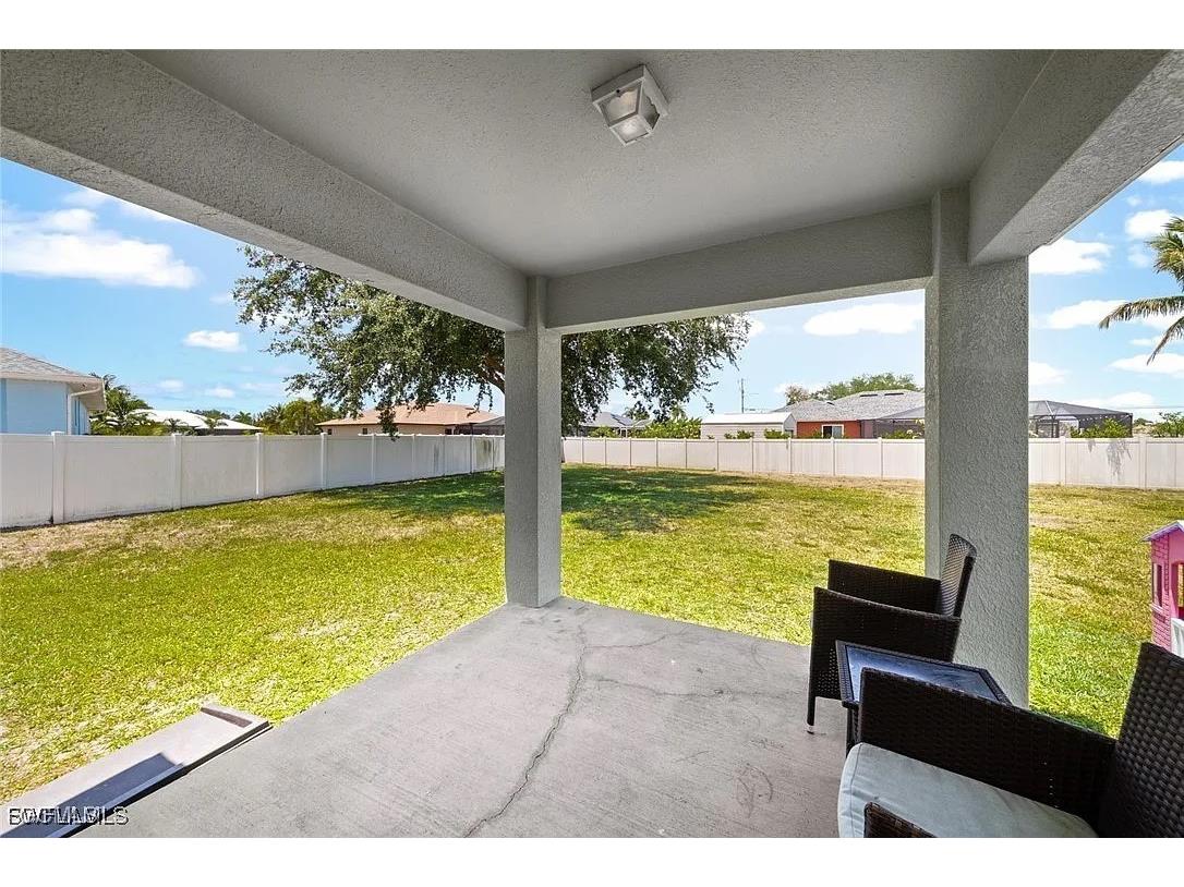 209 SE 3rd Terrace Cape Coral FL 33990 2025003419 image25