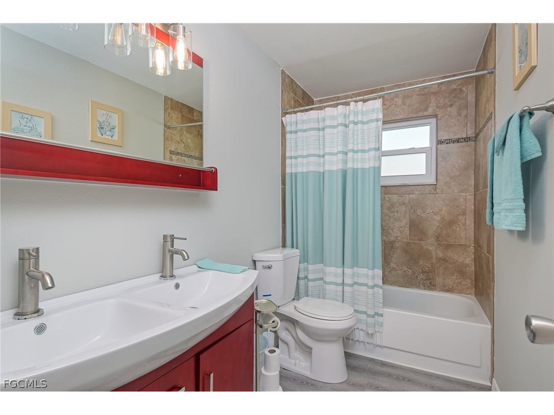 209 SE 44th Terrace Cape Coral FL 33904 2026010503 image15