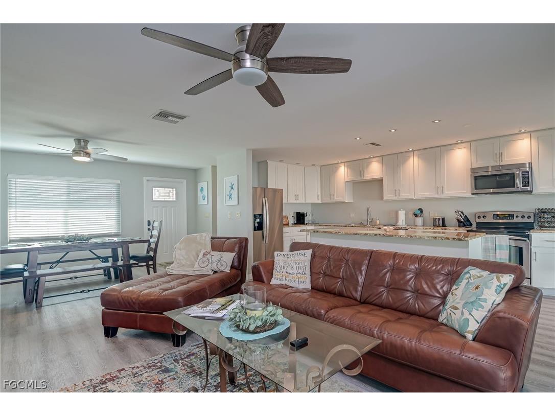 209 SE 44th Terrace Cape Coral FL 33904 2026010503 image4