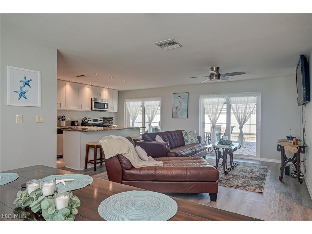 209 SE 44th Terrace Cape Coral FL 33904 2026010503 image5