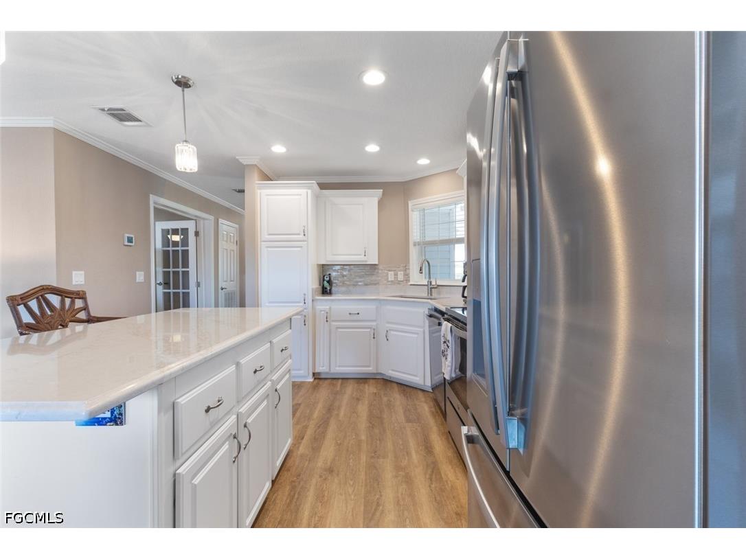 209 Sun Circle Fort Myers FL 33905 2026014898 image11