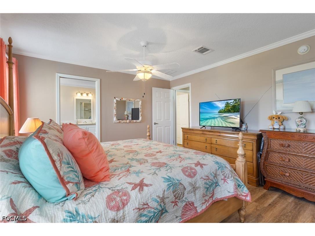 209 Sun Circle Fort Myers FL 33905 2026014898 image17