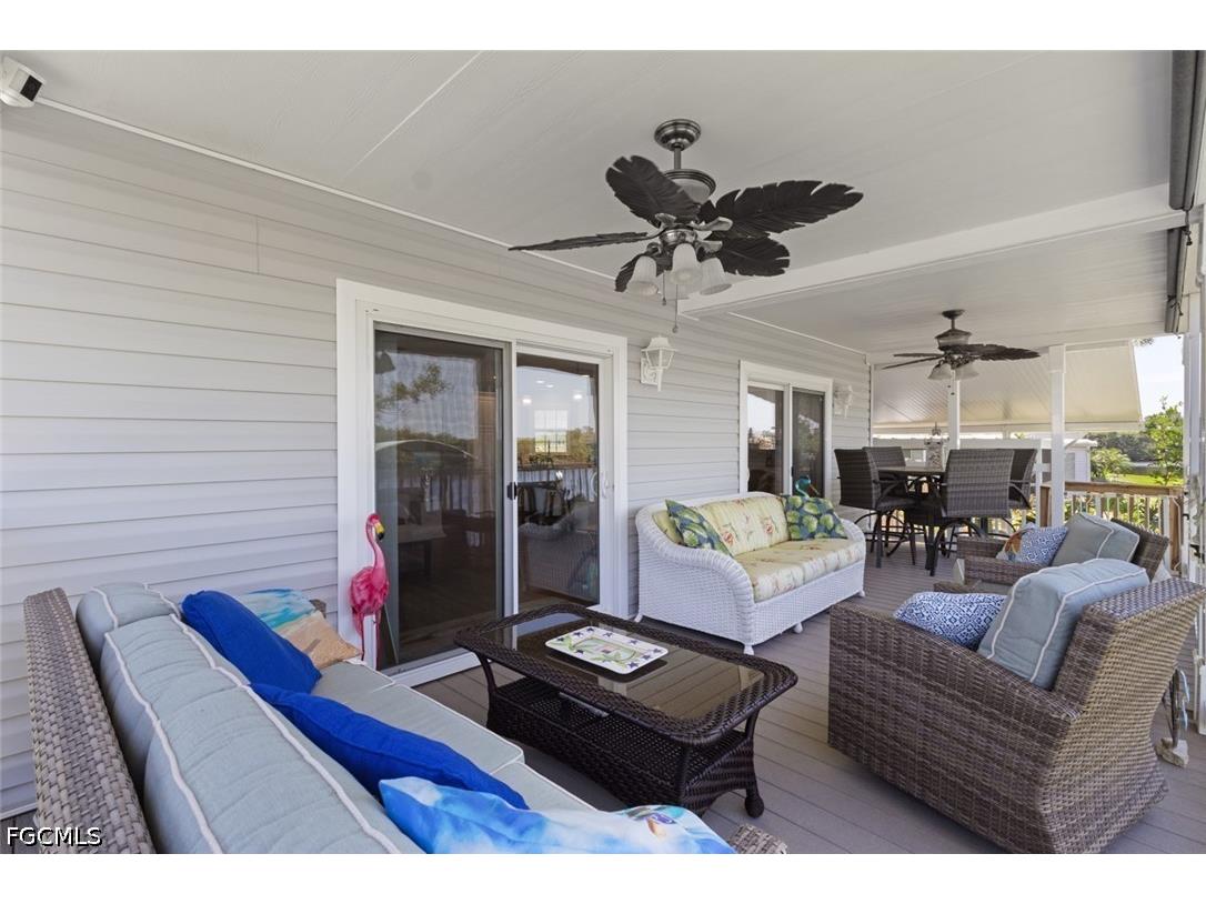 209 Sun Circle Fort Myers FL 33905 2026014898 image24