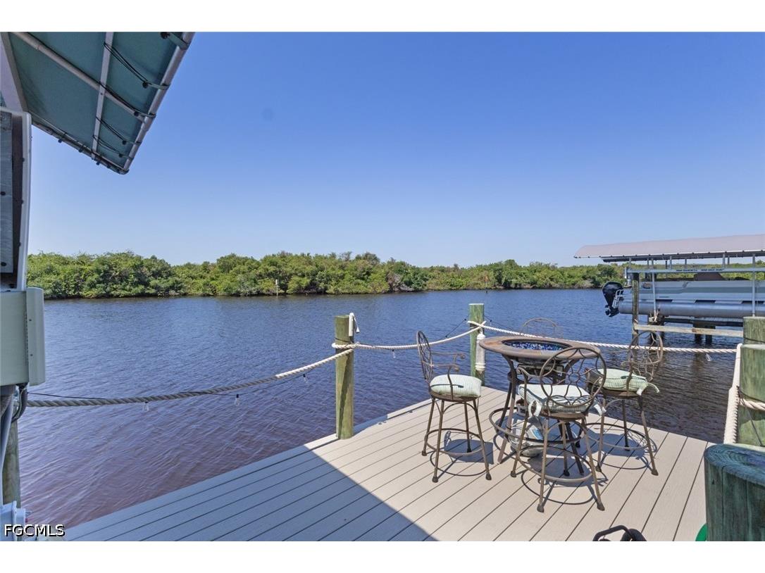 209 Sun Circle Fort Myers FL 33905 2026014898 image29