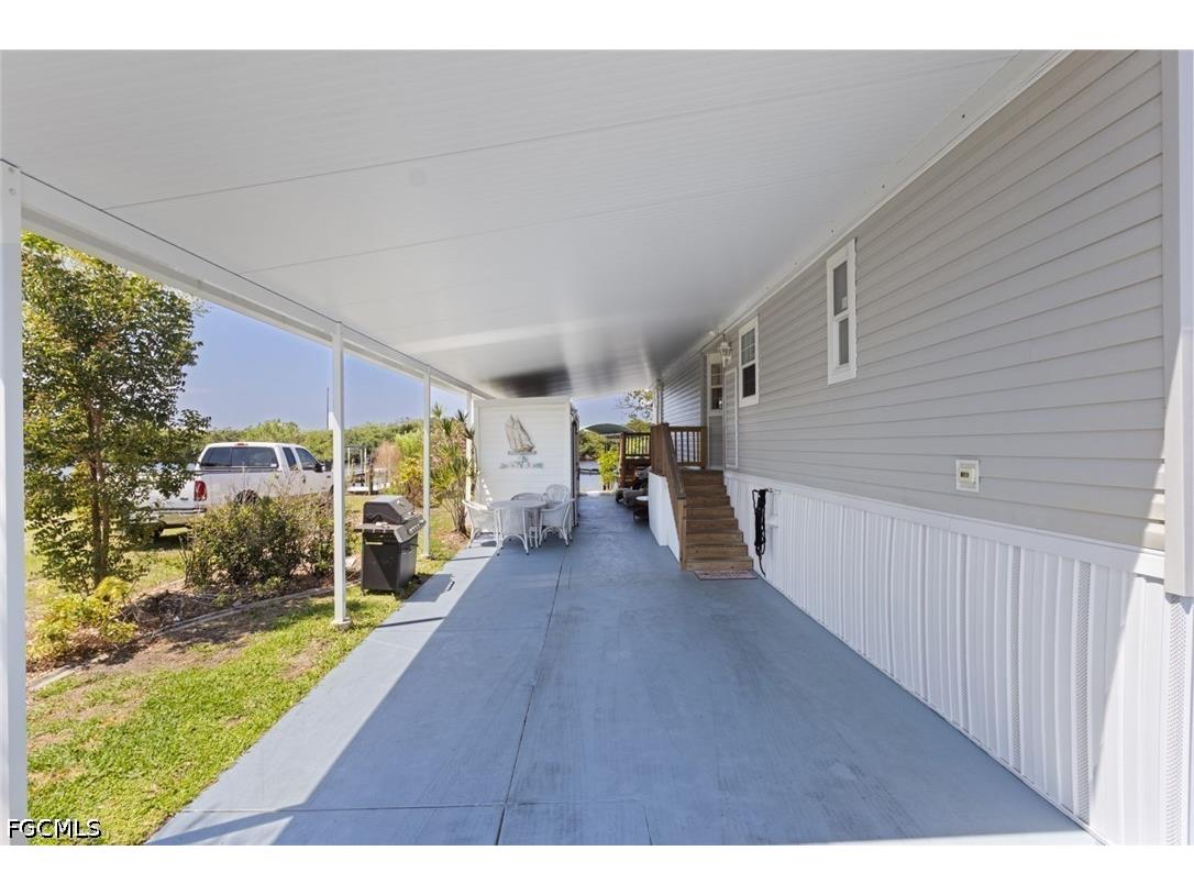 209 Sun Circle Fort Myers FL 33905 2026014898 image3