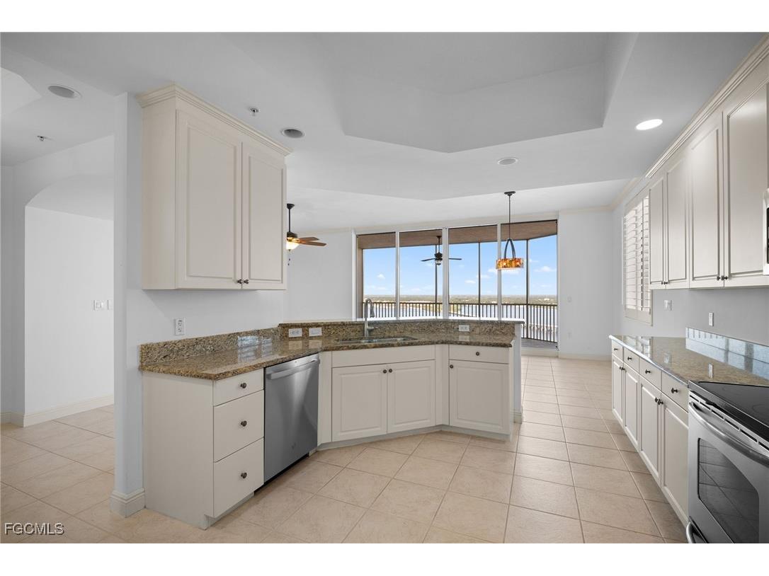2090 W First Street #F2806 Fort Myers FL 33901 2025020415 image20