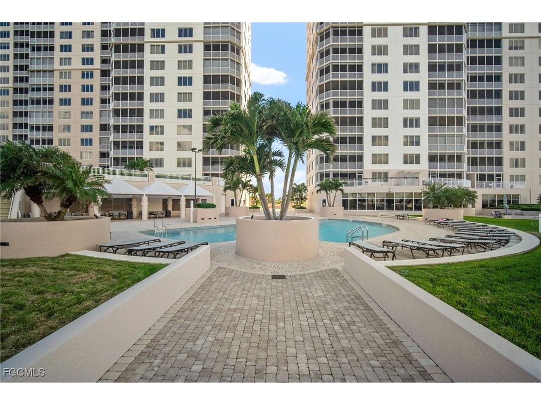 2090 W First Street #F2806 Fort Myers FL 33901 2025020415 image28