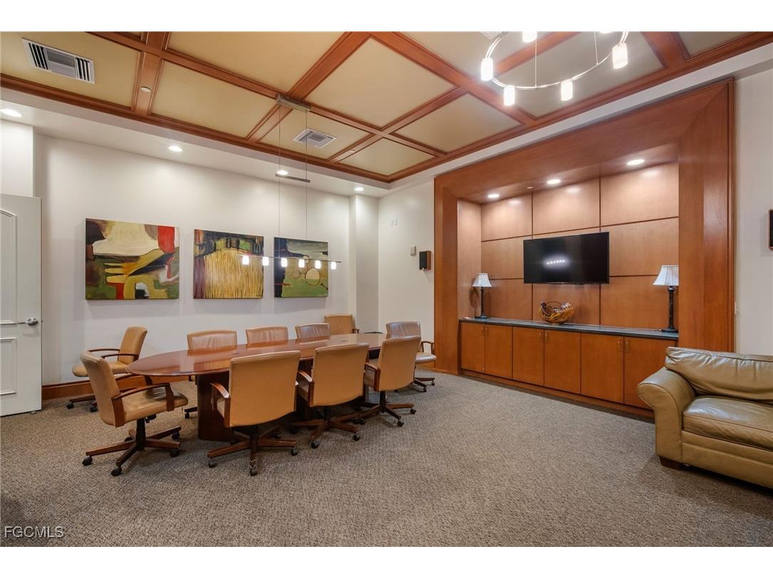 2090 W First Street #F2806 Fort Myers FL 33901 2025020415 image32