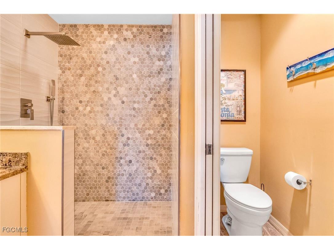 2090 Matecumbe Key Road #1105 Punta Gorda FL 33955 2025017675 image32