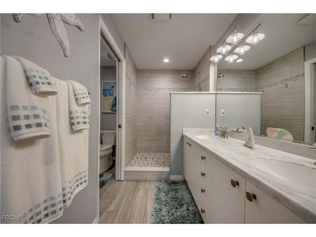 2090 Matecumbe Key Road #1202 Punta Gorda FL 33955 2025005162 image20