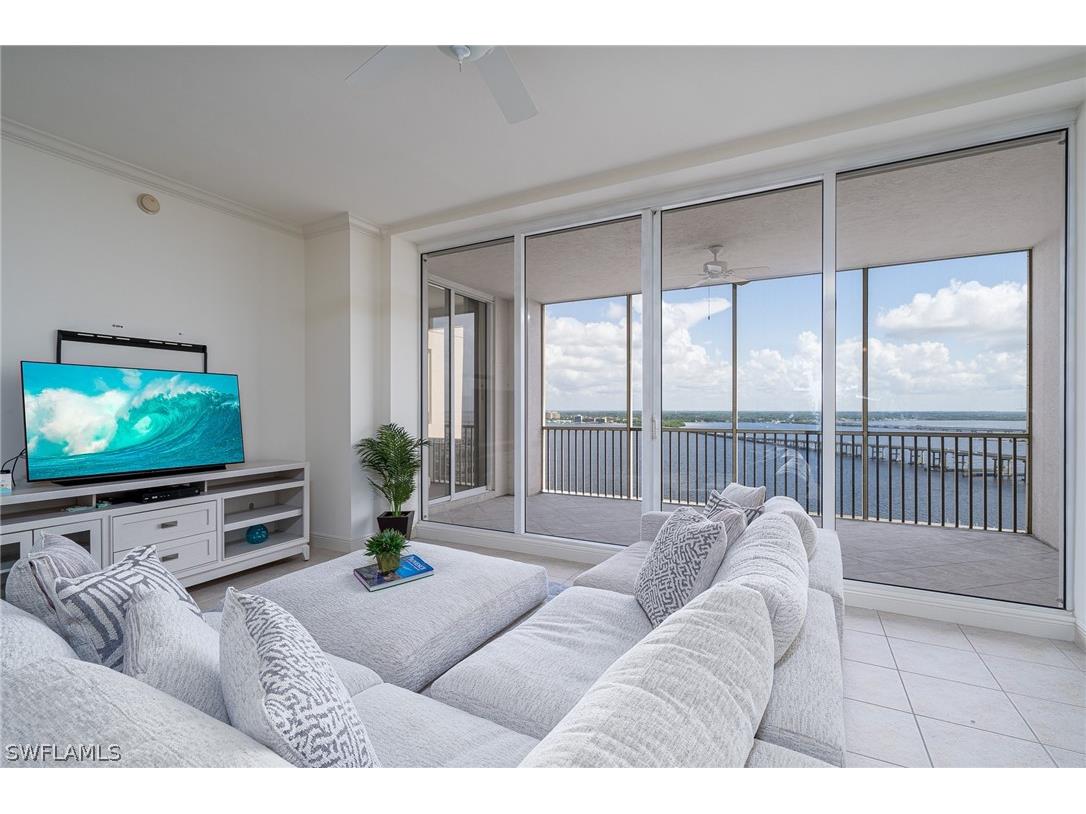 2090 W 1st Street #I2109 Fort Myers FL 33901 222076934 image1