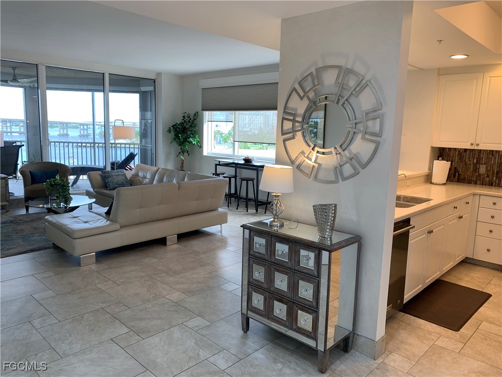 2090 W First Street #510 Fort Myers FL 33901 2025012570 image3