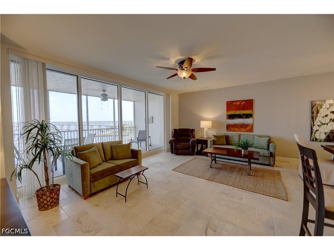 2090 W First Street #1009 Fort Myers FL 33901 2026015444 image5