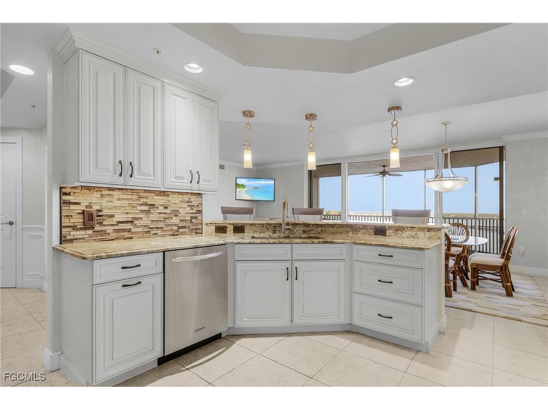 2090 W First Street #1606 Fort Myers FL 33901 2026002810 image14