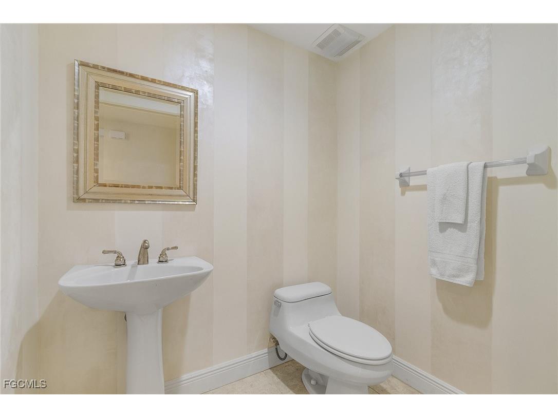 2090 W First Street #1606 Fort Myers FL 33901 2026002810 image21