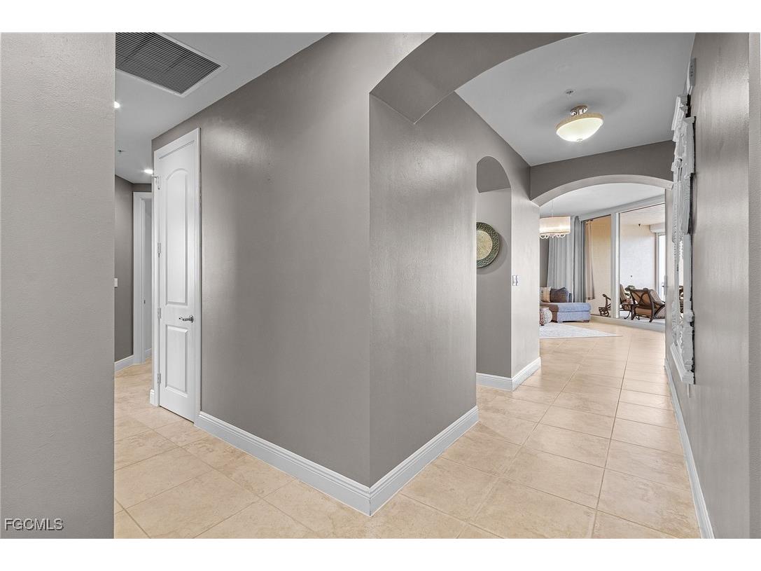 2090 W First Street #2007 Fort Myers FL 33901 2025016166 image20