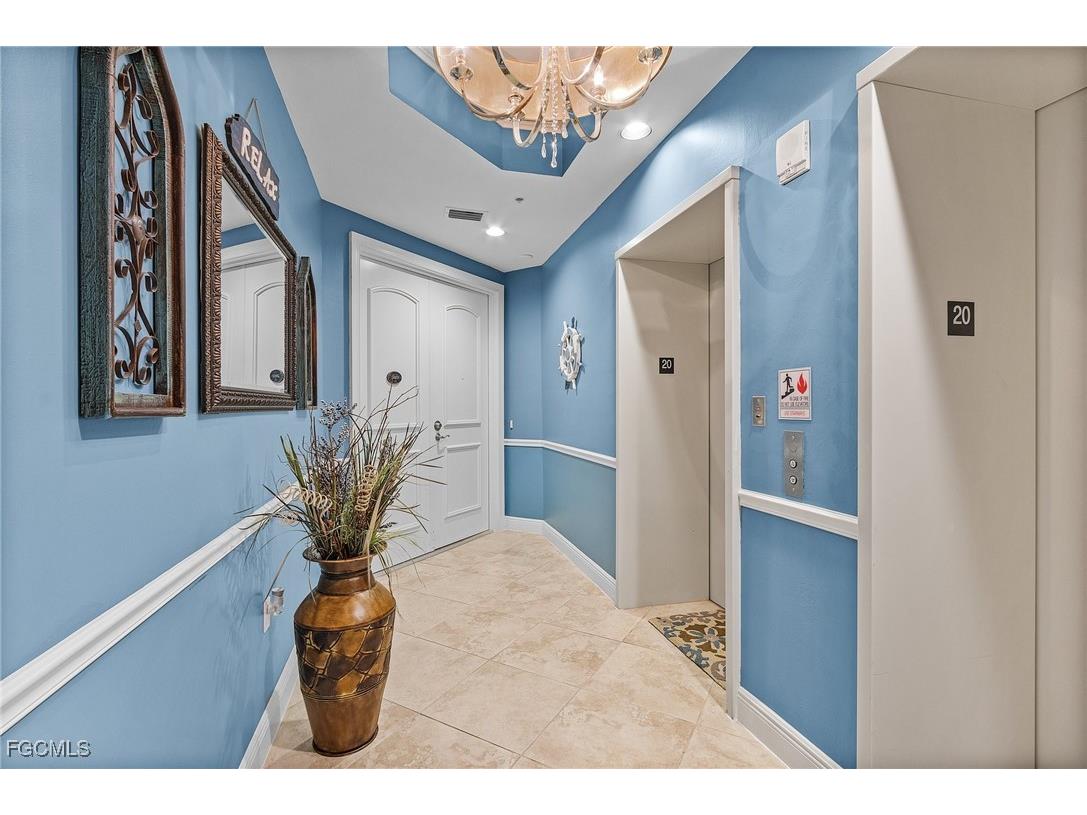 2090 W First Street #2007 Fort Myers FL 33901 2025016166 image4