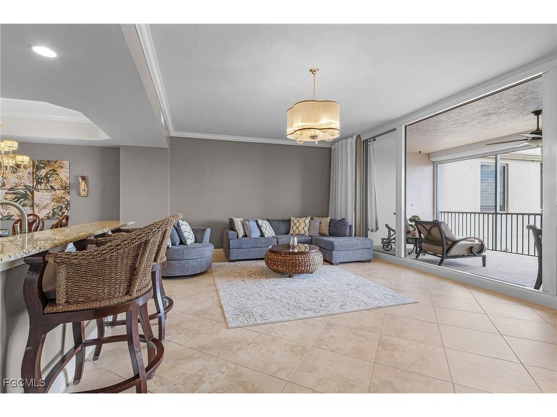 2090 W First Street #2007 Fort Myers FL 33901 2025016166 image5