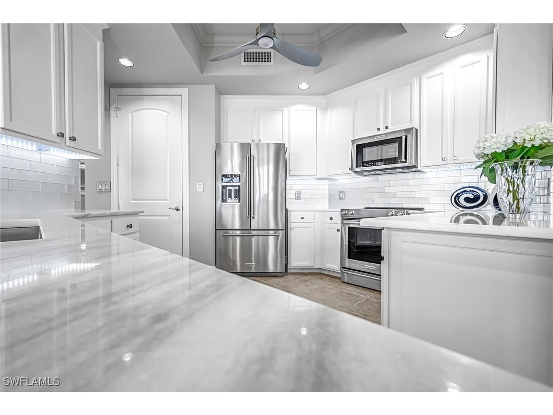 2090 W First Street #E2105 Fort Myers FL 33901 225068306 image16