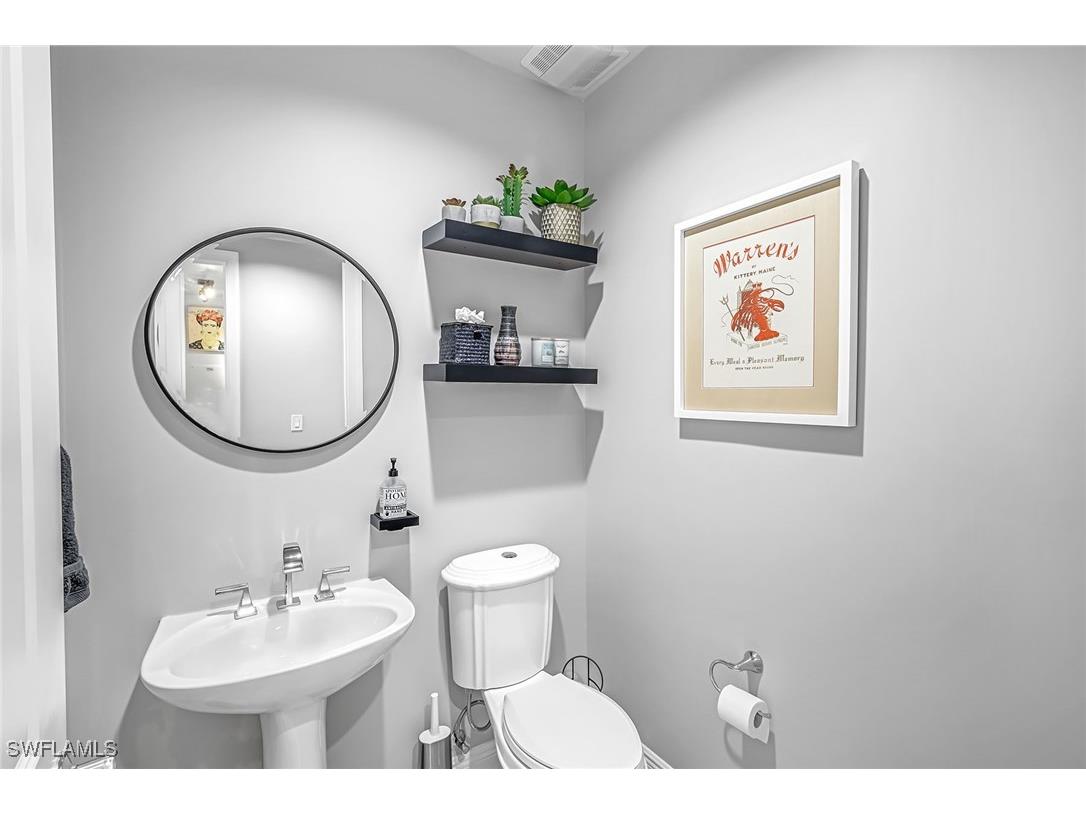 2090 W First Street #E2105 Fort Myers FL 33901 225068306 image26