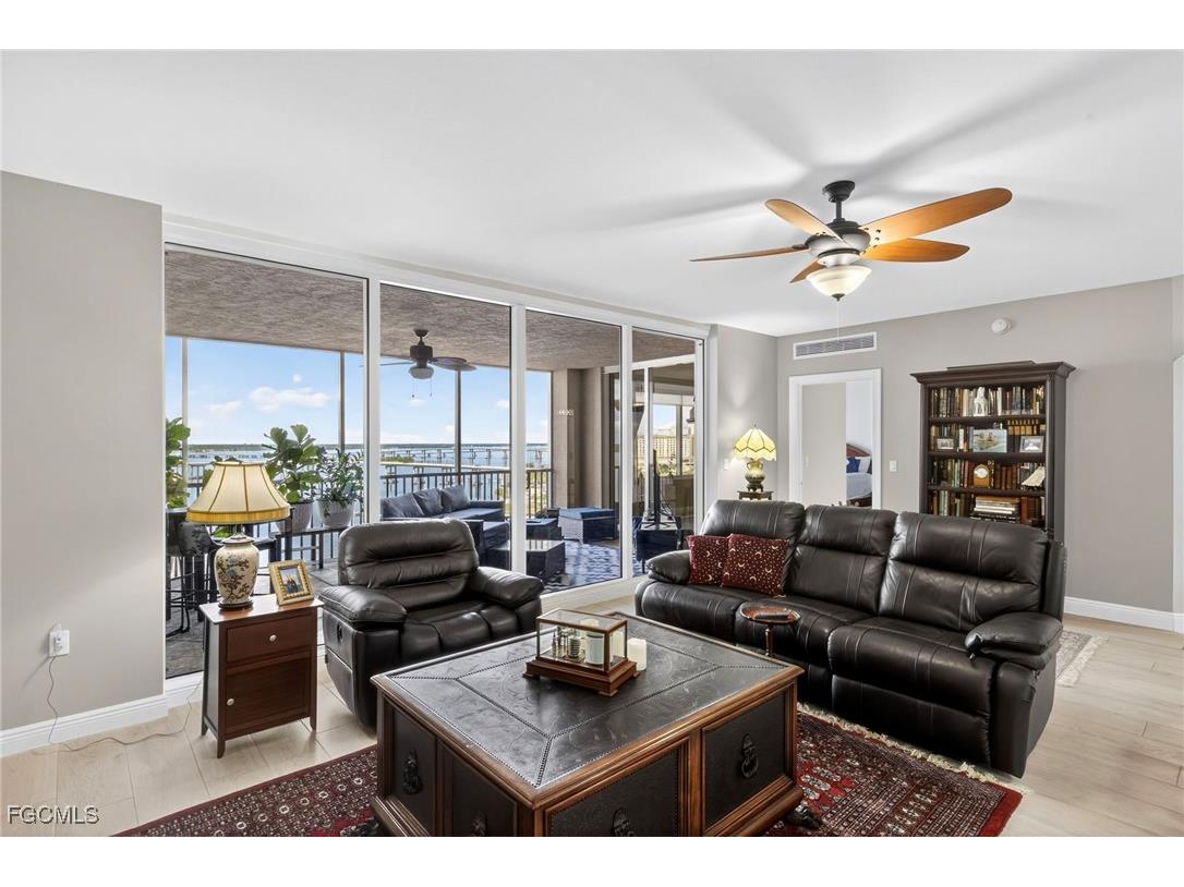 2090 W First Street #G1207 Fort Myers FL 33901 2025011844 image3