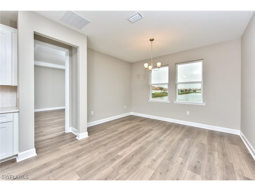 2091 Grove Drive Naples FL 34120 226008626 image16