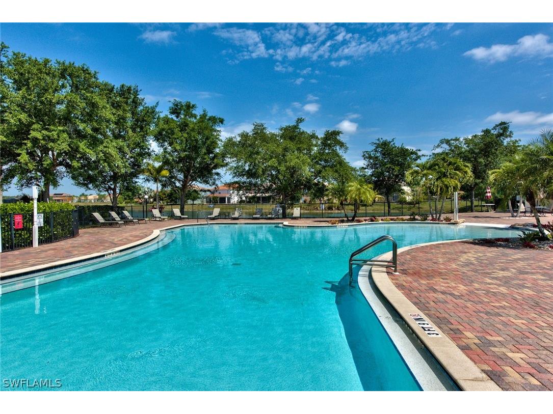 2091 Grove Drive Naples FL 34120 226008626 image26