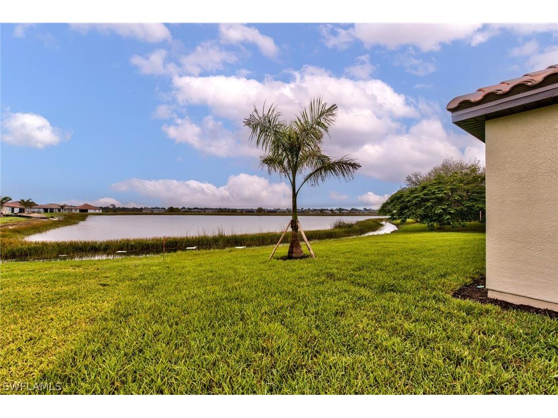 2091 Grove Drive Naples FL 34120 226008626 image34