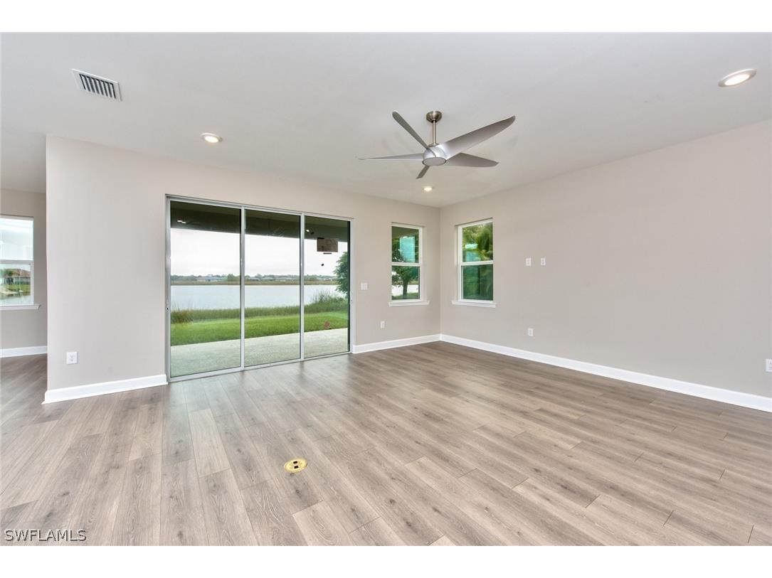 2091 Grove Drive Naples FL 34120 226008626 image4