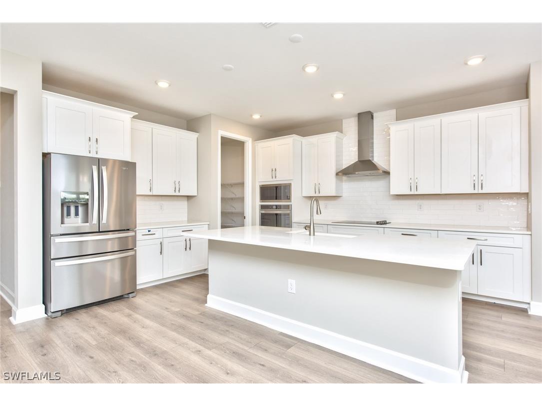 2091 Grove Drive Naples FL 34120 226008626 image5