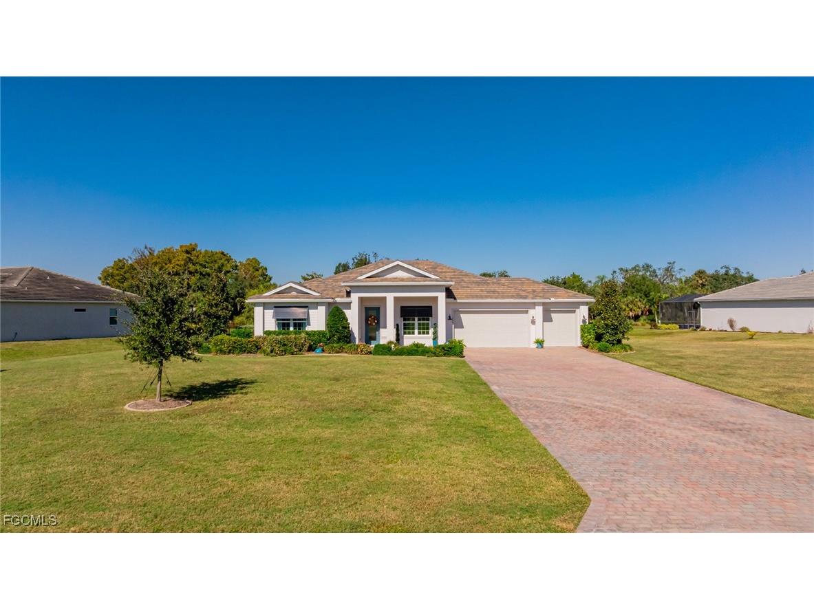 2091 Hickeys Creekside Drive Alva FL 33920 2025020964 image1