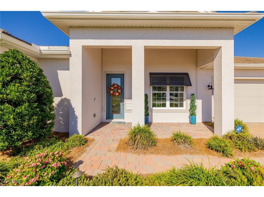 2091 Hickeys Creekside Drive Alva FL 33920 2025020964 image2