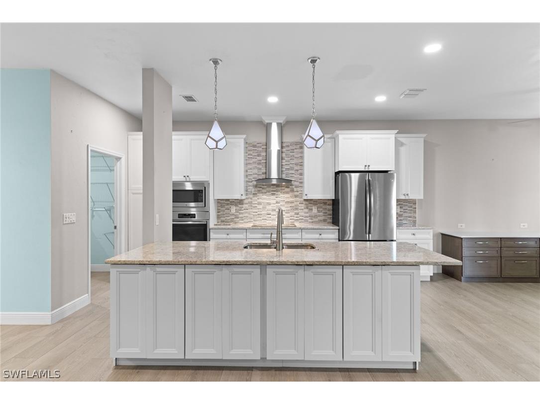 20911 Persimmon Place Estero FL 33928 224048191 image1