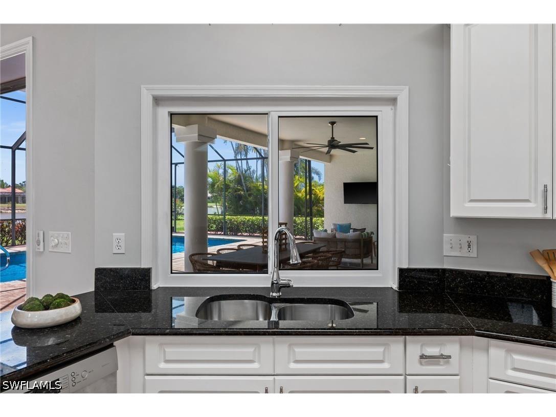 2092 Imperial Circle Naples FL 34110 226015599 image14