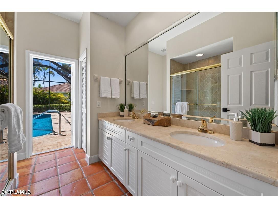 2092 Imperial Circle Naples FL 34110 226015599 image29