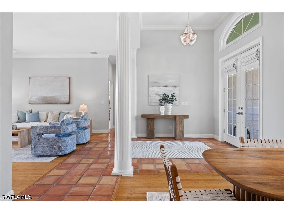 2092 Imperial Circle Naples FL 34110 226015599 image3