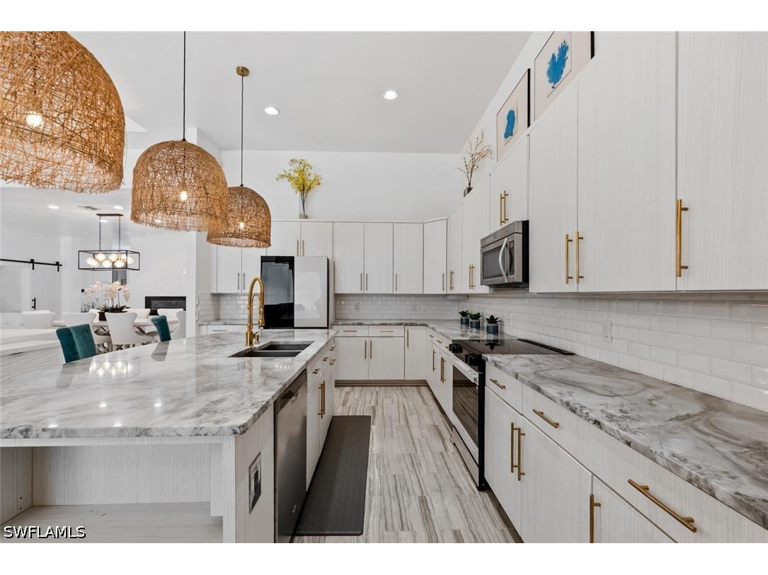 20928 Corkscrew Shores Boulevard Estero FL 33928 226025091 image8