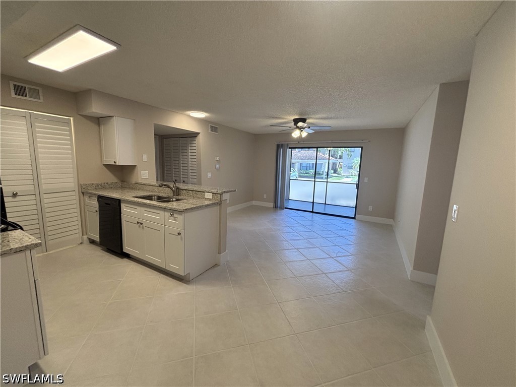 2094 Arbour Walk Circle #3015 Naples FL 34109 226018889 image1